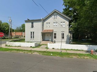 27 Market St APT 2, Ellenville, NY 12428