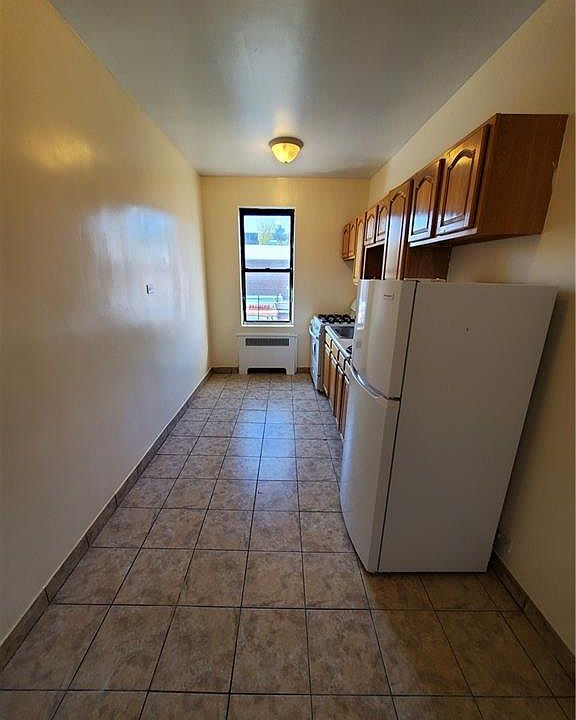 1st image of 3376 Fenton Ave APT 3G
