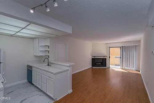 355 S Madison Ave Photo 1