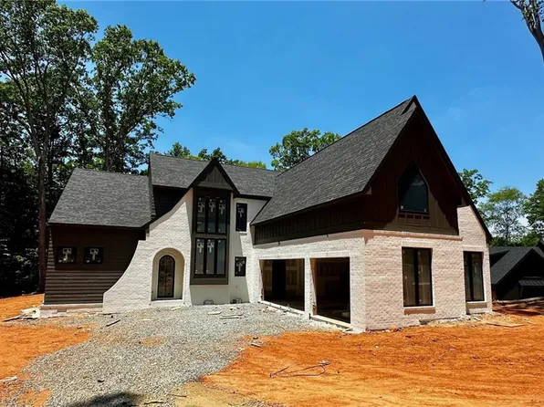 9670 Lissara Camp Ct, Lewisville, NC 27023