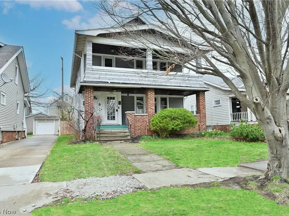 2131 Wascana Ave, Lakewood, OH 44107