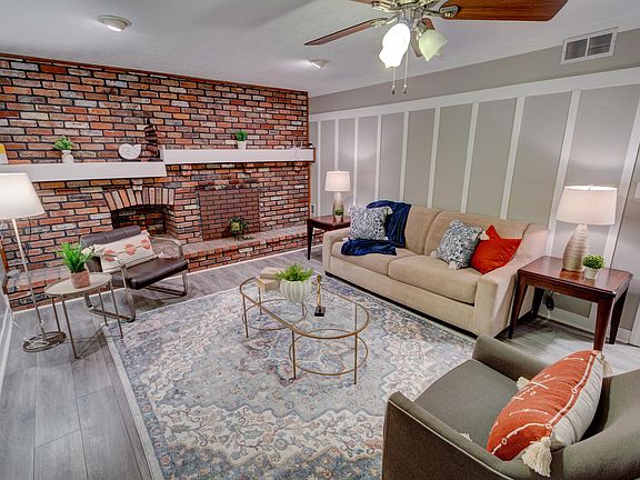 3rd image of 3411 Ivory Way #3B-726708