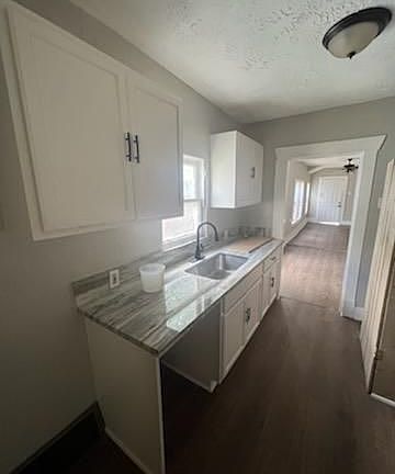 2nd image of 3109 Anita St
