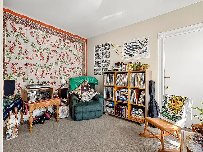 29 Colby St #2 — Photo 14