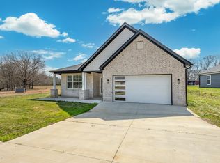 311 Barker Rd, Simpsonville, SC 29680