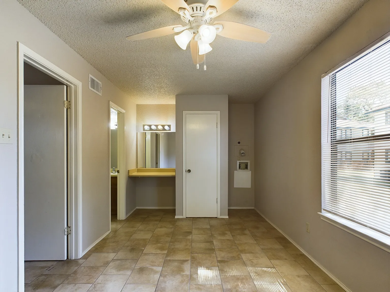 295 Billie Dr. Building 3 - 11 — Photo 4