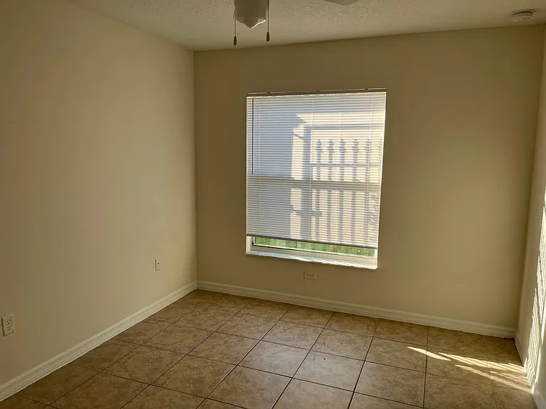 4960 Warrior Ln — Photo 7