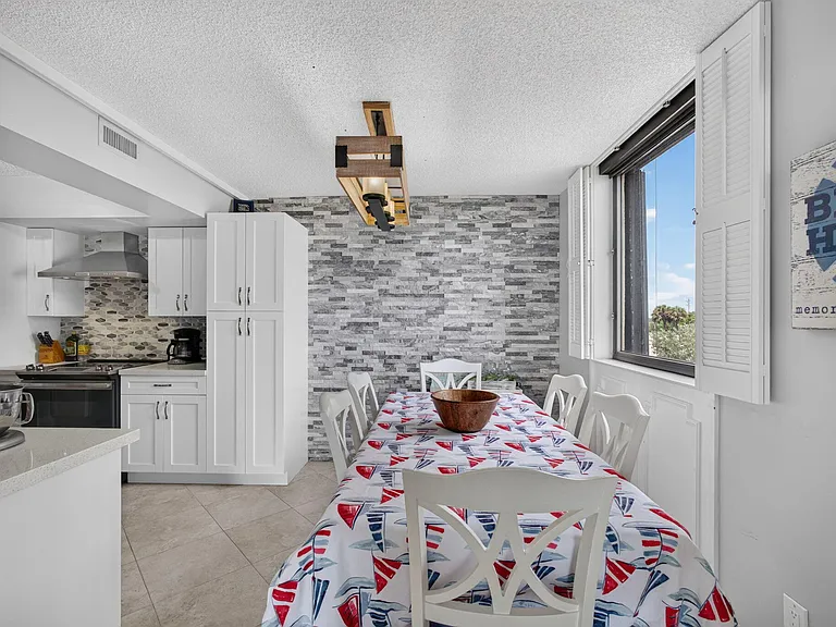 5380 N Ocean Dr #2E — Photo 17