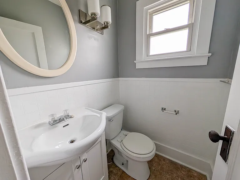 34 Forsythe St #1 — Photo 19