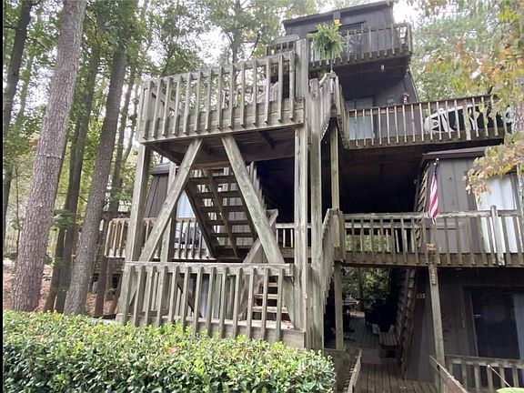 5th image of 3200 Rim Cove Dr APT 131