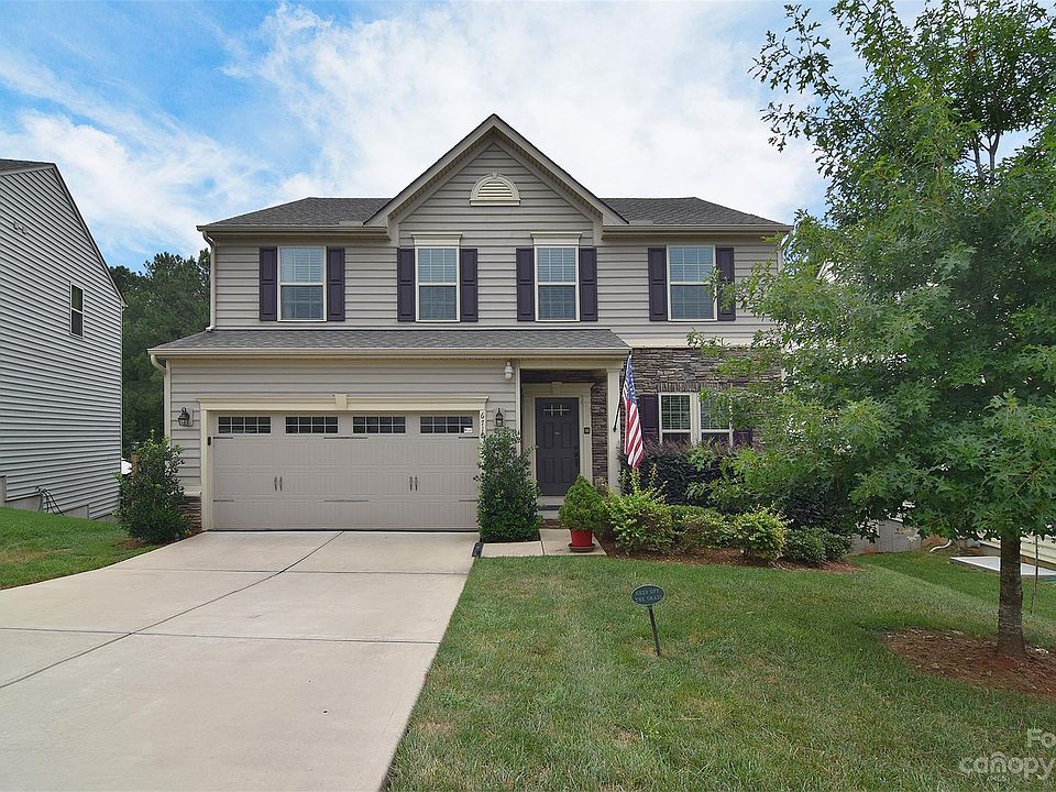 1st image of 6710 Carradale Way
