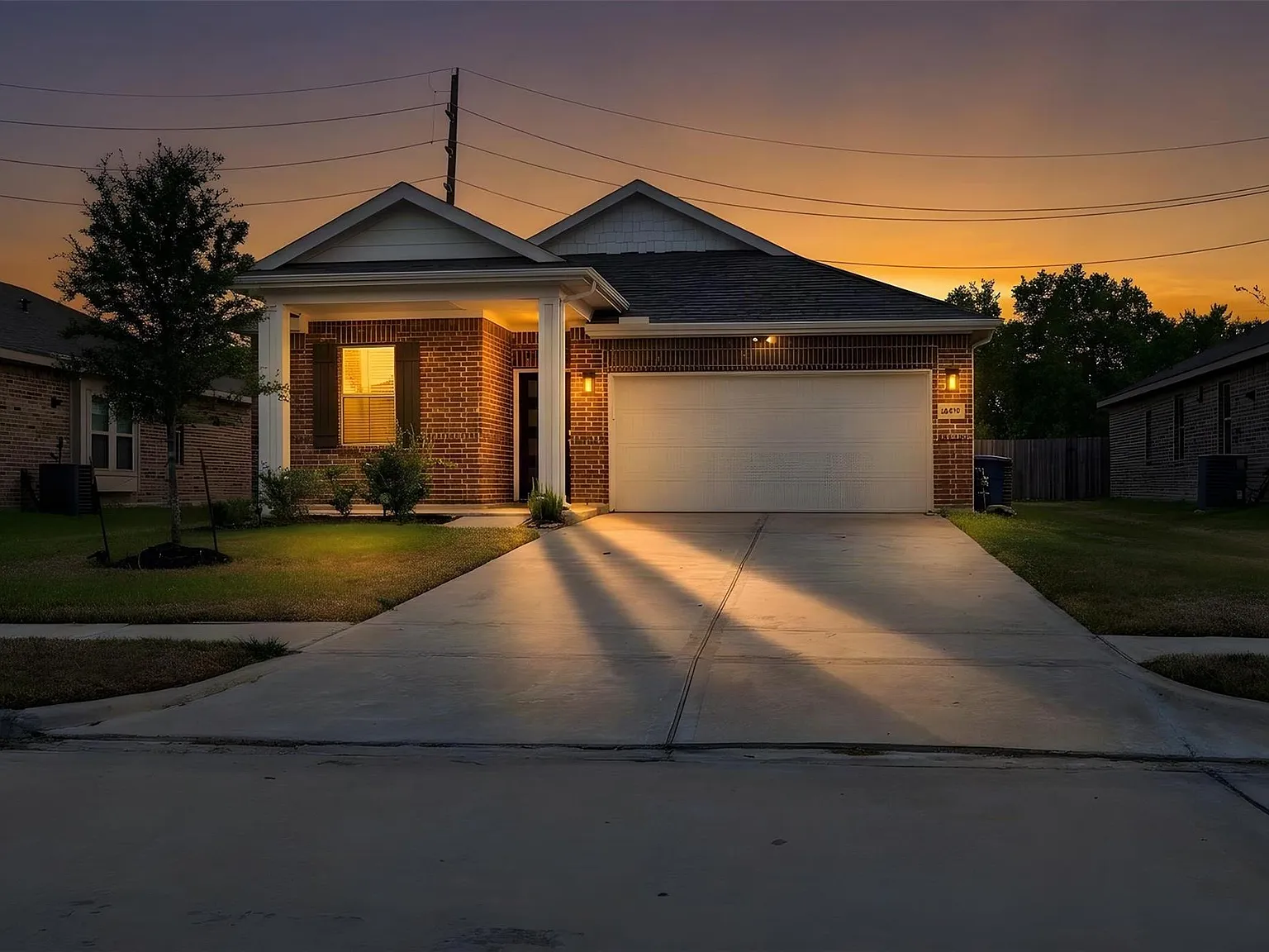 3 bed, 2.0 bath, 1845 sqft, $2,499 — Photo 4