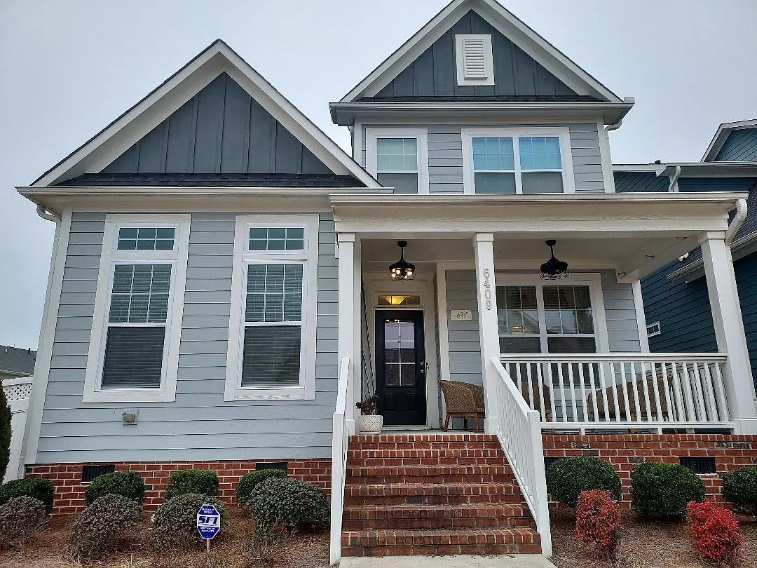 1 bed, 2688 sqft, $1,300 — Photo 1