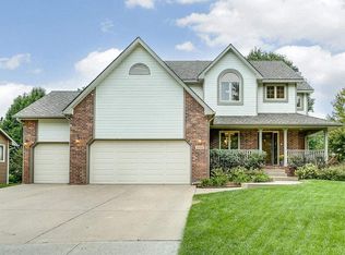 2650 N Tee Time Ct, Wichita, KS 67205