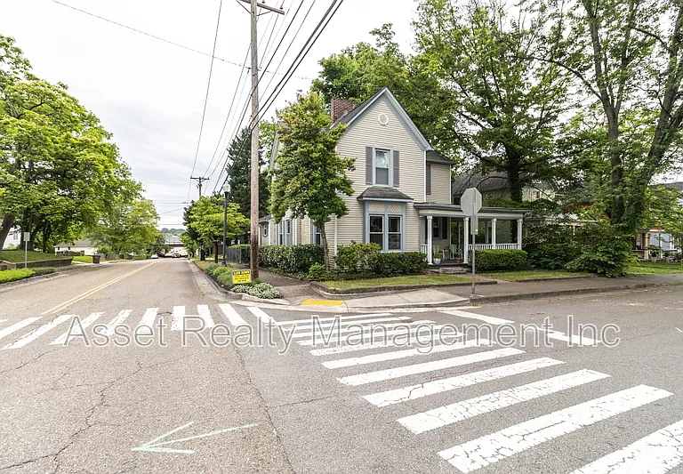 820 Luttrell St #1 — Photo 3
