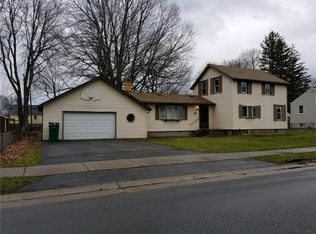 81 Fielding Rd, Rochester, NY 14626