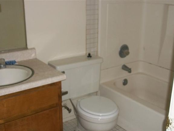 4th image of 1317 Hobart Dr