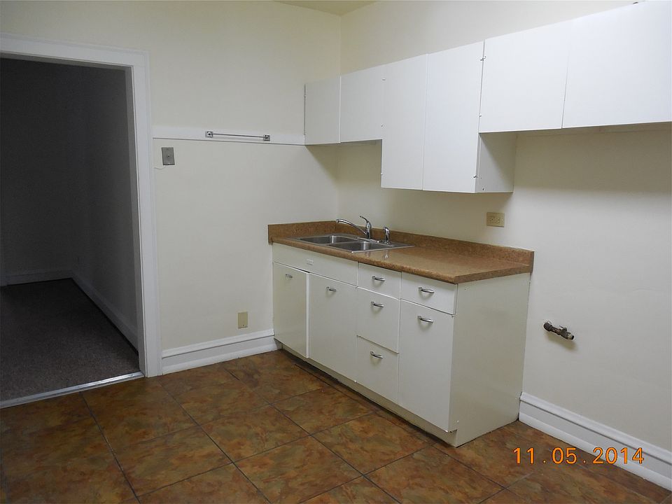 2nd image of 7730 S Michigan Ave
