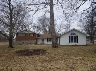 18202 N 1000 East Rd, Oakwood, IL 61858