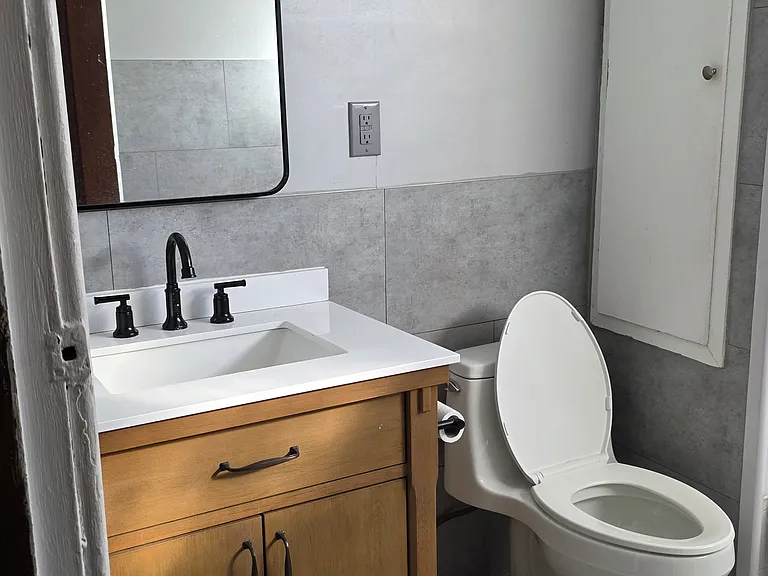 42 Virgil Ave #2 — Photo 11