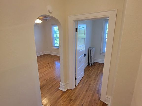 4th image of 22-38 D St #38-5