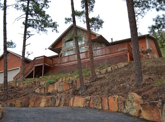 2nd image of 122 Woodpine Ct