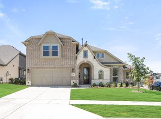 800 Twisted Leaf Ln, Aubrey, TX 76227