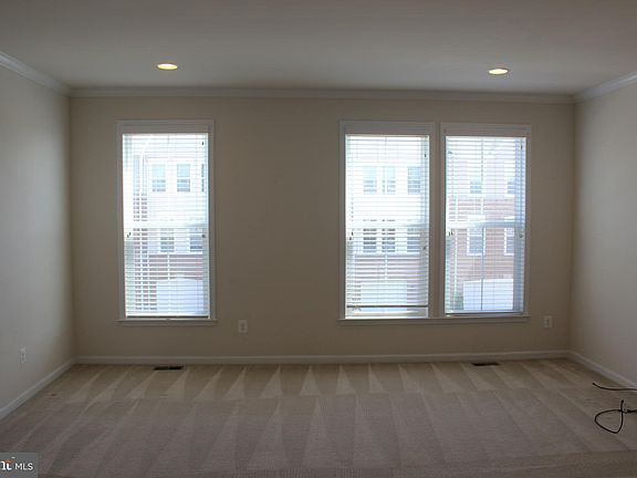 4th image of 21781 Harroun Ter