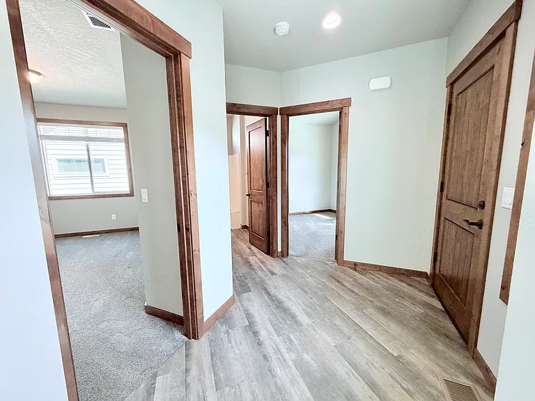 2141 N Wolfe Penn St — Photo 3