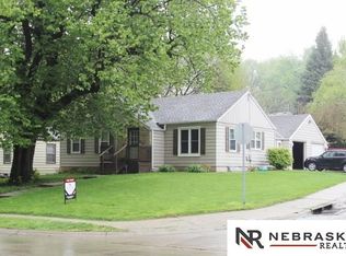 3337 Martin Ave, Omaha, NE 68112