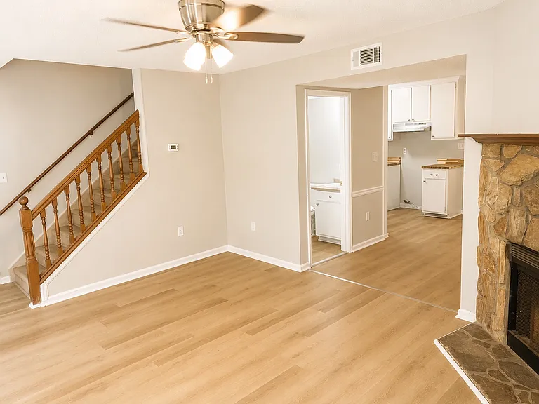 4345 Barrington Pl — Photo 14
