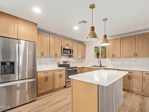 2910 W ANDERSON Drive, Phoenix, AZ 85053