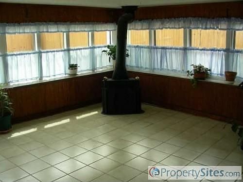 4th image of 4708 Del Porte Dr