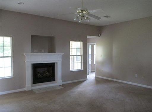 5th image of 6821 Pinehurst Dr