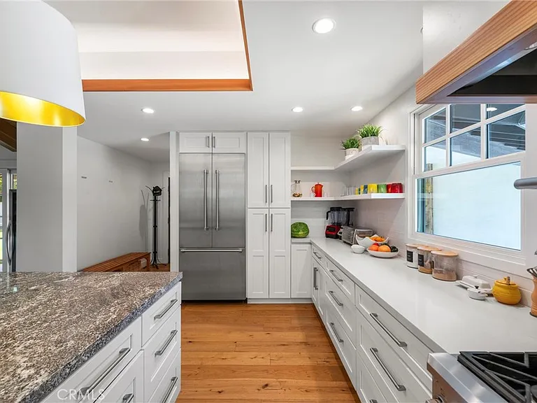 7337 La Soldadera — Photo 10