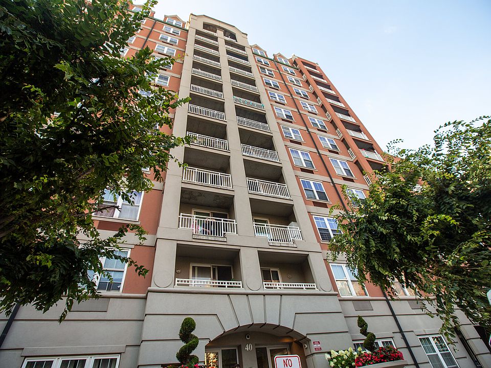 1st image of 40 Oceana Dr W APT 4B
