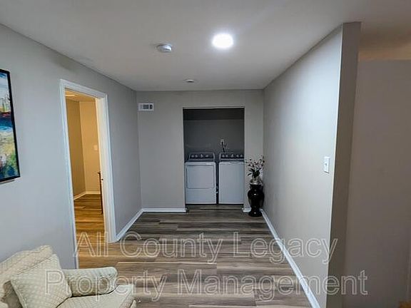 4th image of 852 Pine Ridge Ct
