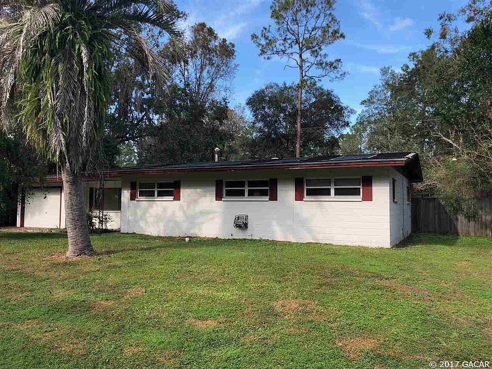 2nd image of 4114 NW 18th Pl