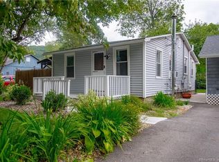 12 Dock Dr, Sandy Hook, CT 06482