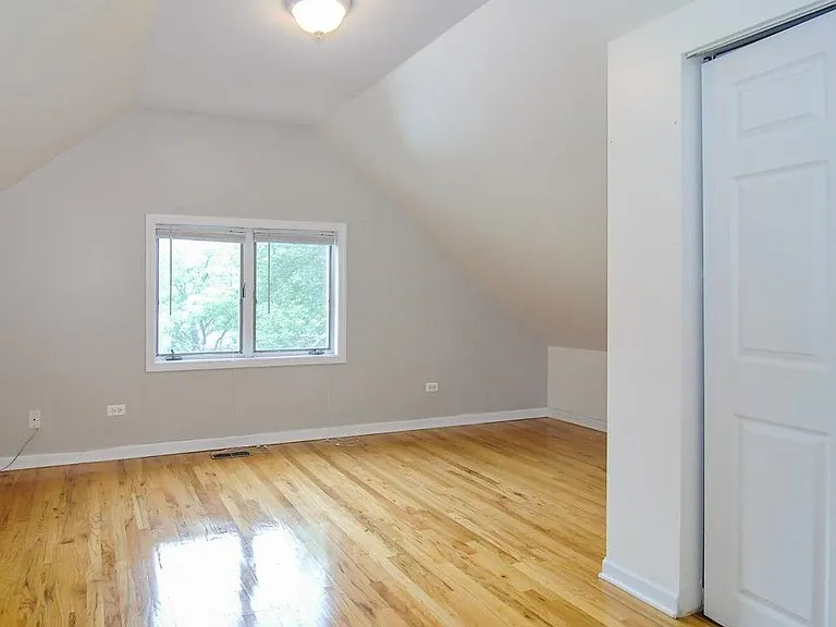 1433 W Oakdale Ave #2 — Photo 7