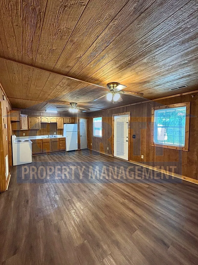 5089 Highway 11S — Photo 3