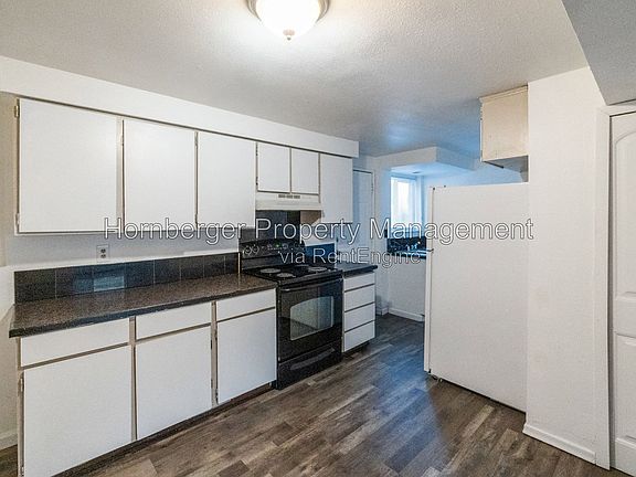 3rd image of 1631 E Rowan Ave