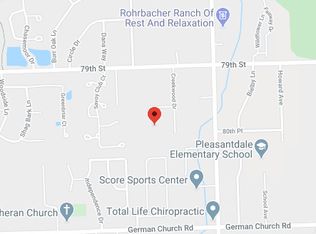 1 Fox Ln, Burr Ridge, IL