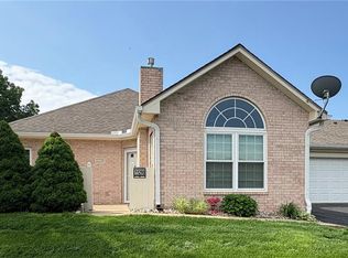 11290 S Pflumm Rd, Olathe, KS 66215