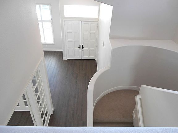 4th image of 4968 Marin Dr
