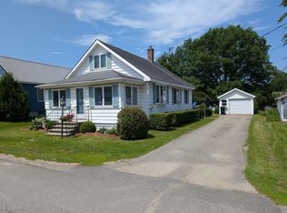 63 14th St, Bangor, ME 04401