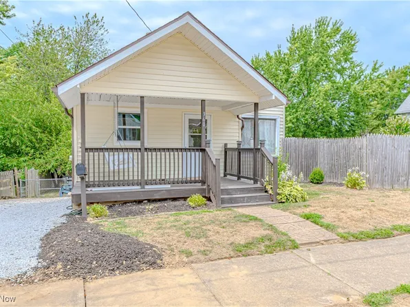 360 Baldwin Rd, Akron, OH 44312