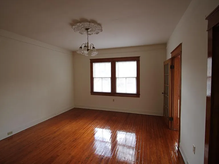 11 Fontainebleau Dr #D — Photo 10