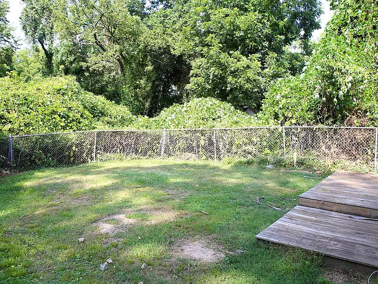 2214 Walker Ave — Photo 52