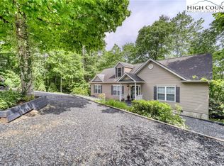 291 Teaberry Ln, Newland, NC 28657